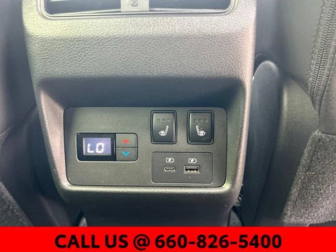 Used 2023 Nissan Rogue Platinum w/ Platinum Premium Package AWD/4WD image 12