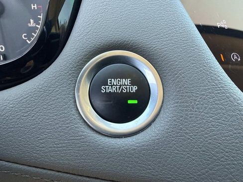 Certified 2021 Cadillac XT5 Premium Luxury image 21