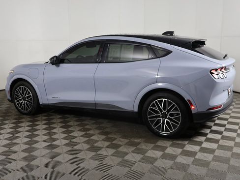 Used 2025 Ford Mustang Mach-E Premium image 16