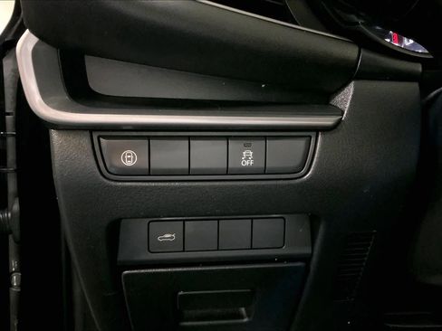 Used 2020 MAZDA MAZDA3 AWD Sedan w/ Select Package image 34