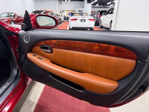 Used 2006 Lexus SC 430 Convertible RWD image 32