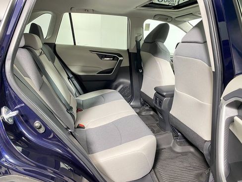 Certified 2022 Toyota RAV4 XLE image 9