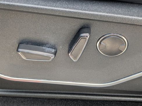 Used 2025 Ford F150 Raptor image 21