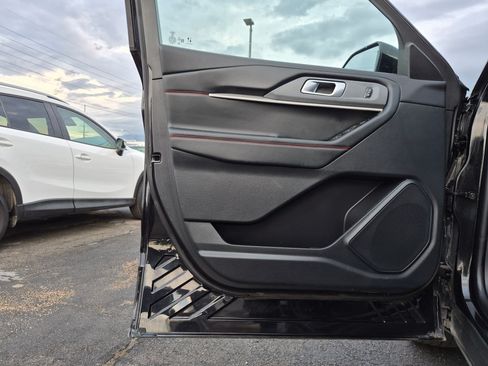 Used 2026 Ford Explorer ST-Line AWD/4WD image 15