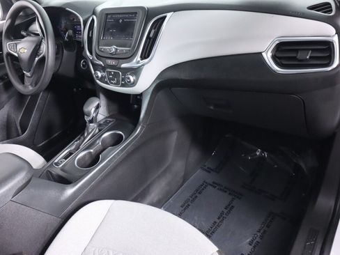Used 2022 Chevrolet Equinox LS w/ Driver Confidence II Package AWD/4WD image 39
