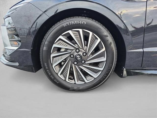 Certified 2025 Hyundai Sonata SEL FWD image 21