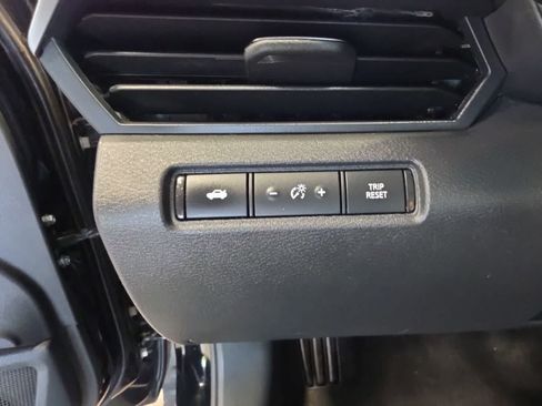 Used 2025 Nissan Altima 2.5 SV FWD image 21