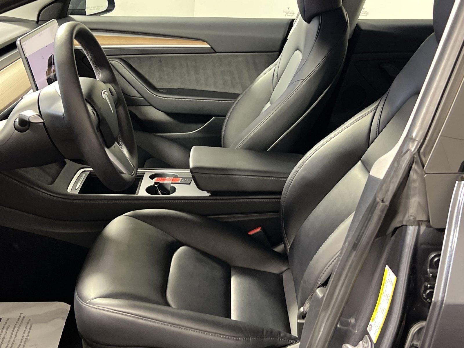 Used 2023 Tesla Model 3 Standard Range RWD image 14