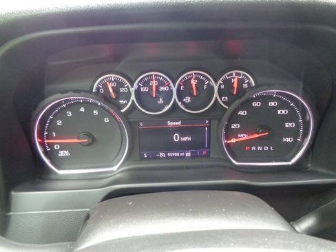 Used 2022 Chevrolet Silverado 2500 LT AWD/4WD image 15