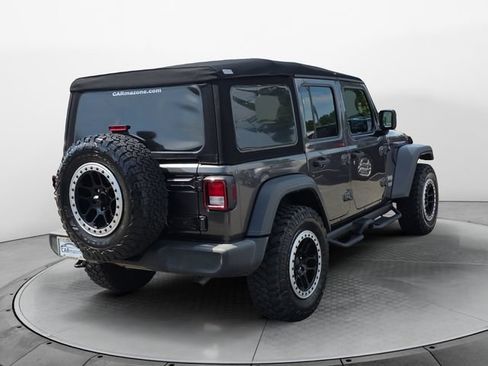 Used 2018 Jeep Wrangler Unlimited Sport S AWD/4WD image 5