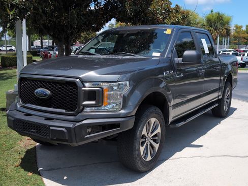 Used 2019 Ford F150 XL w/ Equipment Group 101A Mid AWD/4WD image 5