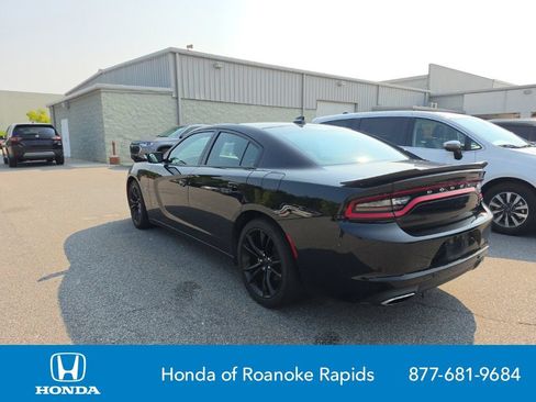 Used 2016 Dodge Charger R/T w/ Blacktop Package RWD image 3
