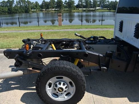 Used 2021 Chevrolet Silverado 2500 W/T w/ WT Convenience Package image 4