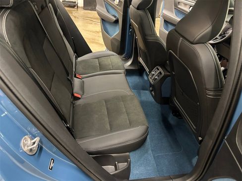 Certified 2023 Volvo XC40 Recharge Ultimate w/ Protection Package Premier image 17