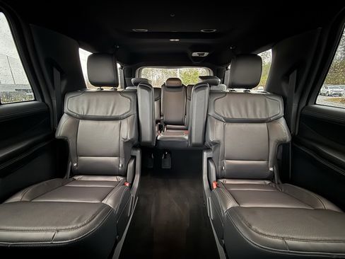 New 2025 Ford Expedition Max Platinum w/ Stealth Performance Package image 29