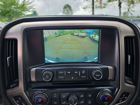 Used 2018 GMC Sierra 1500 Denali w/ Denali Ultimate Package AWD/4WD image 16