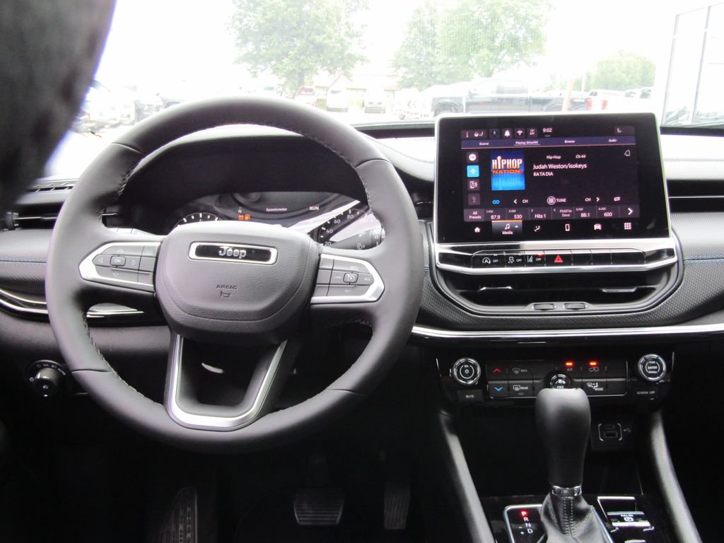 New 2026 Jeep Compass Latitude AWD/4WD image 5
