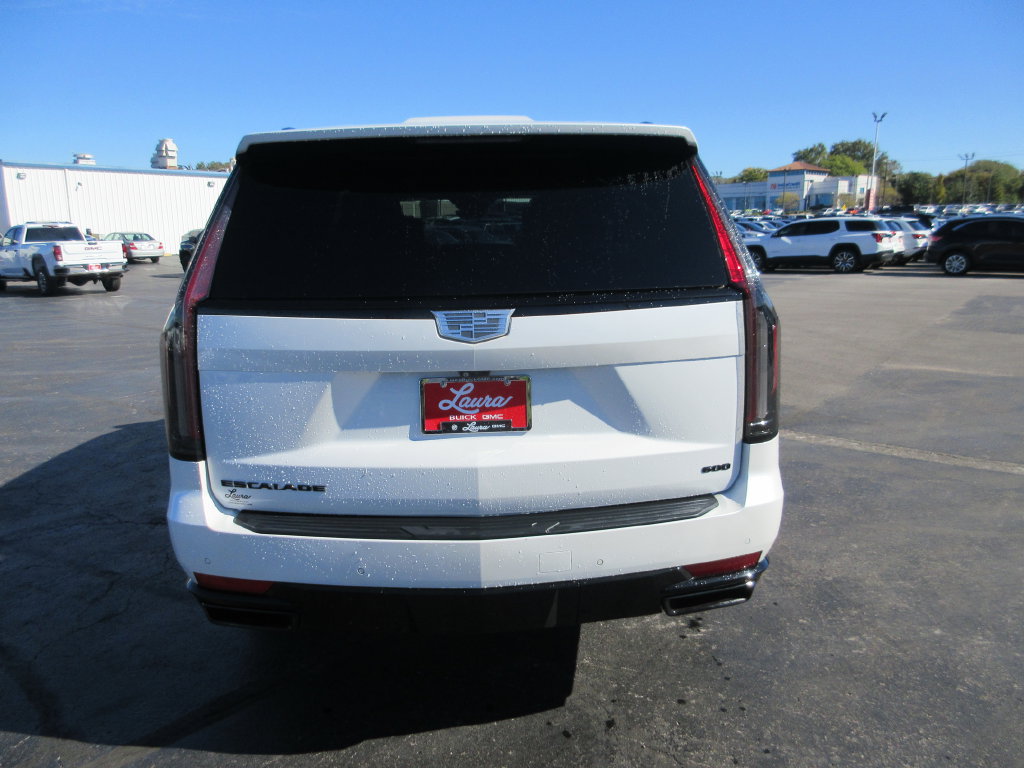 Used 2023 Cadillac Escalade ESV Sport w/ LPO, ONYX Package AWD/4WD image 7