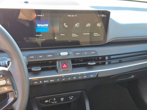 Used 2025 Kia K4 LX image 14