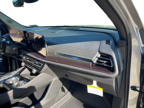 New 2026 Chevrolet Traverse Z71 image 16