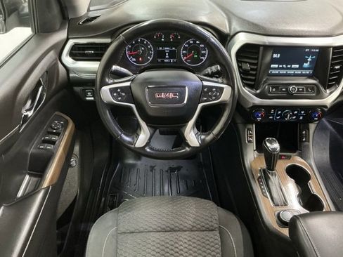 Used 2019 GMC Acadia SLE image 12