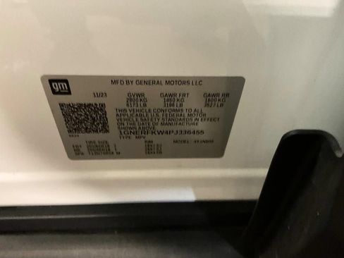 Used 2023 Chevrolet Traverse LS FWD image 32