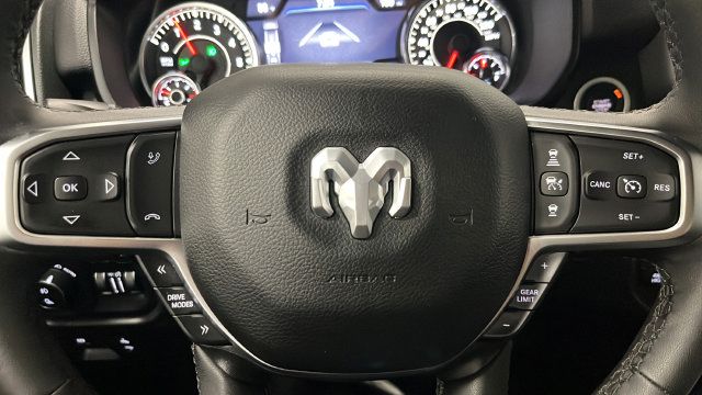Used 2025 RAM 1500 Big Horn AWD/4WD image 17
