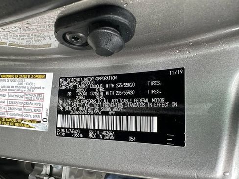 Used 2020 Lexus RX 350L FWD w/ Premium Package image 39