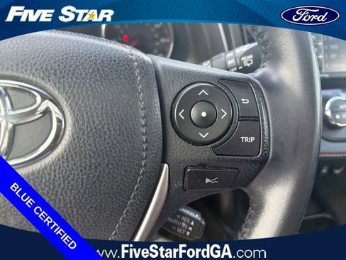 Used 2018 Toyota RAV4 SE w/ Advanced Technology Package AWD/4WD image 18