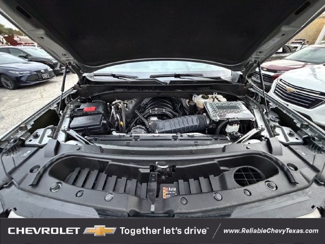 Used 2025 GMC Yukon XL AT4 Ultimate AWD/4WD image 39