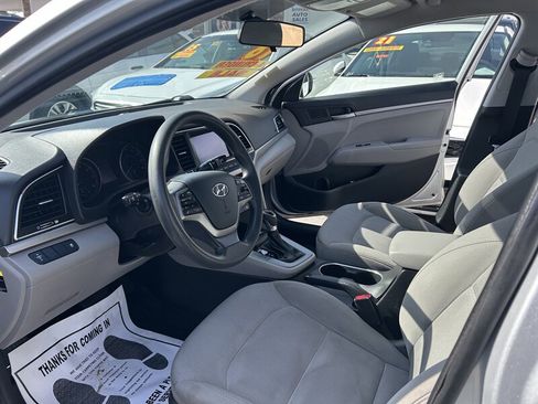 Used 2018 Hyundai Elantra SE w/ SE Connectivity Package 04 image 28