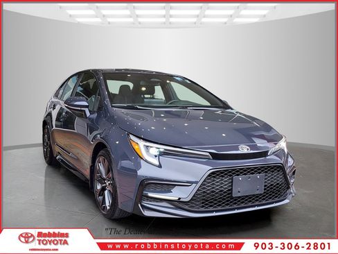 Used 2024 Toyota Corolla SE image 1