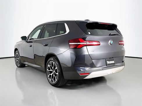 Used 2025 BMW X3 xDrive30i w/ Convenience Package image 5