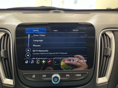 Used 2024 Chevrolet Malibu LT image 35