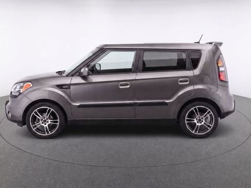 Used 2010 Kia Soul Sport FWD image 6