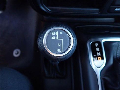 New 2025 Jeep Gladiator Sport image 20