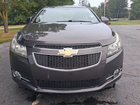 Used 2014 Chevrolet Cruze LT w/ All-Star Edition FWD image 2