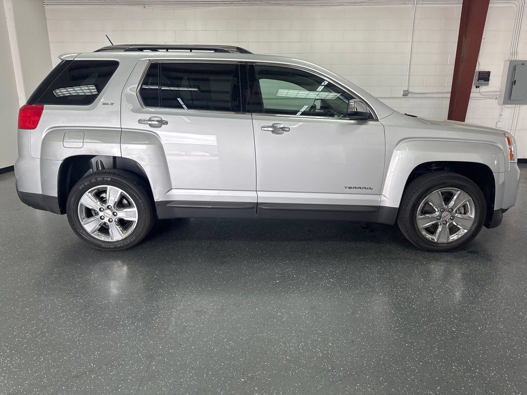 Used 2015 GMC Terrain SLT AWD/4WD image 3