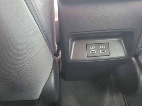 Used 2024 Toyota Corolla SE FWD image 14