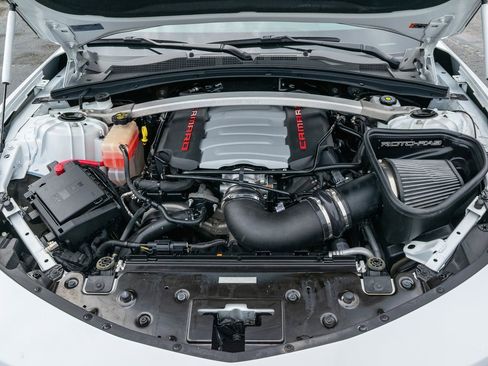 Used 2023 Chevrolet Camaro SS image 9