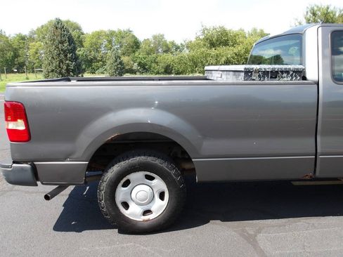 Used 2005 Ford F150 XL RWD image 30