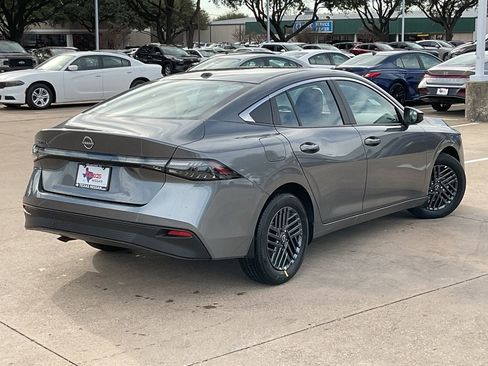 New 2026 Nissan Sentra SV w/ Floor Mat Package FWD image 5