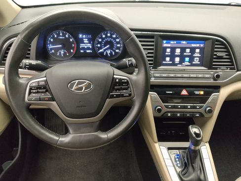 Used 2018 Hyundai Elantra Value Edition FWD image 22