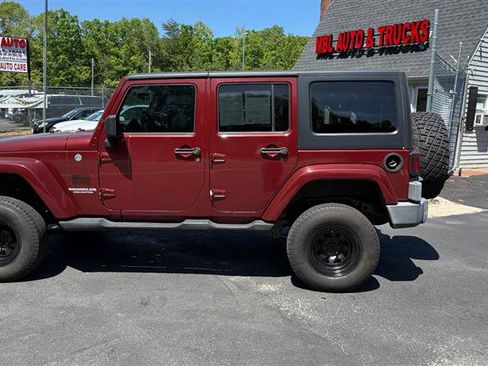 Used 2007 Jeep Wrangler Unlimited Sahara w/ Trailer Tow Group image 3