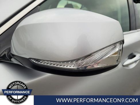 Used 2017 INFINITI Q50 2.0t w/ Moonroof Package image 9