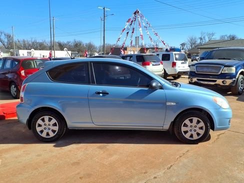 Used 2009 Hyundai Accent GS w/ Popular Equipment Pkg 2 image 7