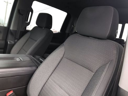 Used 2020 Chevrolet Silverado 1500 LT Trail Boss image 11