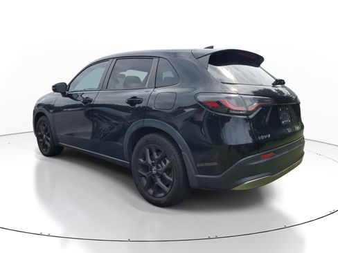 Used 2024 Honda HR-V Sport image 4