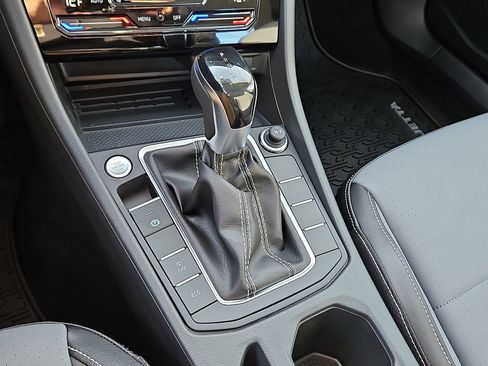New 2026 Volkswagen Jetta SE image 14
