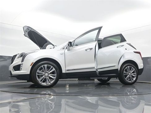New 2025 Cadillac XT5 Premium Luxury w/ Technology Package image 59